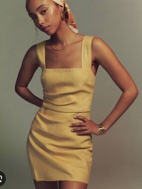 Reformation Kerrigan dress in Tuscan sun